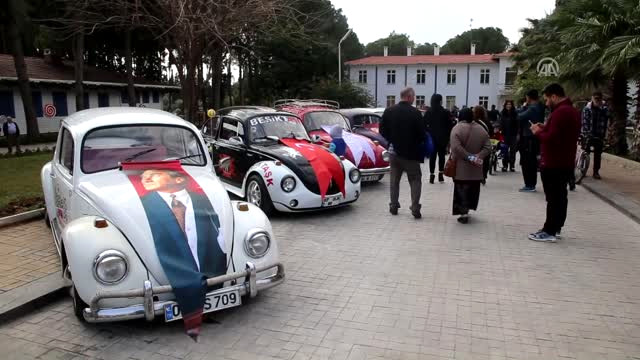 Klasik Otomobil Tutkunları Antalya’da Buluştu