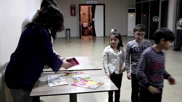 Kitap İçin ‘Perde’ Diyorlar