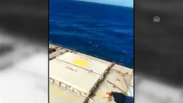 Ticari Gemide Rahatsızlanan Personel Askeri Helikopterle Tahliye Edildi
