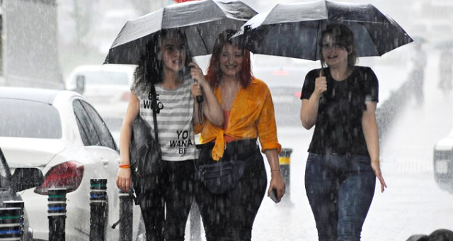 Meteoroloji’den Yeni Hafta İçin İstanbullulara Yağış Uyarısı