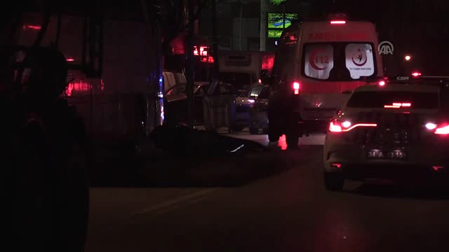 Bağcılar’da Beton Mikserinin Altında Kalan Motosikletli Öldü