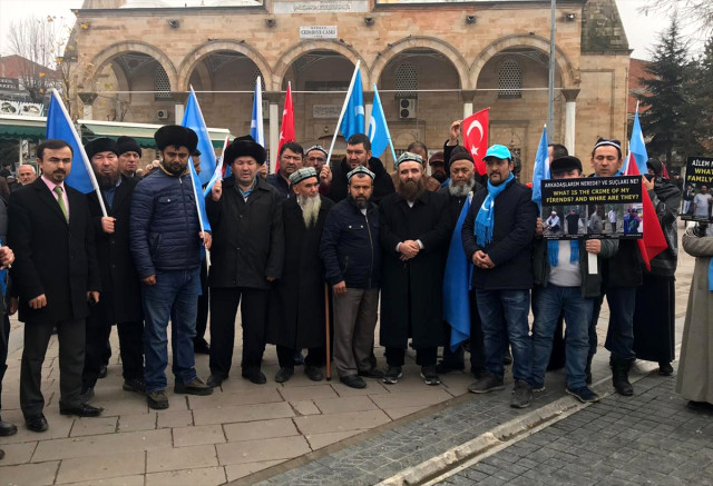 Doğu Türkistan İçin Yürüyen Grup Düzce’de