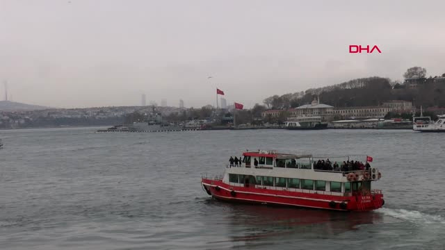 Dha İstanbul – Karadeniz’den Dönen Savaş Gemisi Sirkeci’ye Demirledi