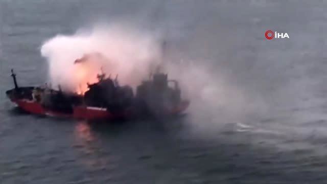 Kerç Boğazı’ndaki Gemi Yangında Kurtarılan 8 Türk Denizciden 3’ü Türkiye’ye Döndü